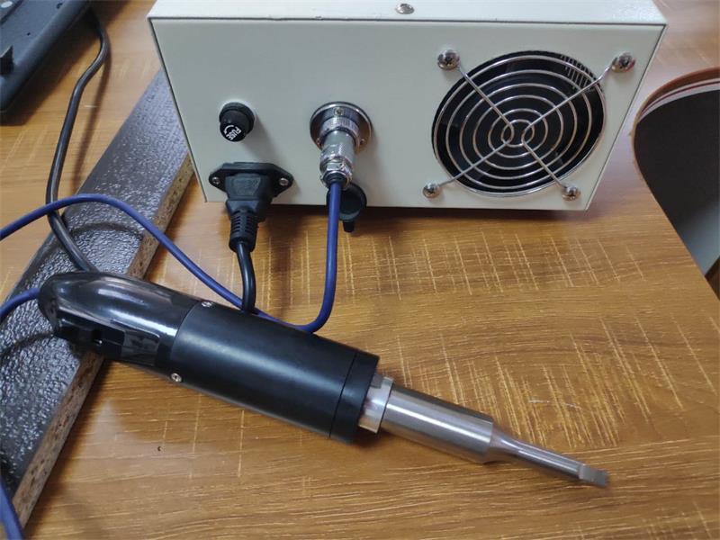 熱壓無(wú)紡布袋手工打樣機(jī) 熱壓無(wú)紡布袋手工打樣機(jī)