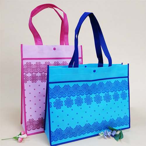 車(chē)縫無(wú)紡布袋.jpg 車(chē)縫無(wú)紡布袋.jpg