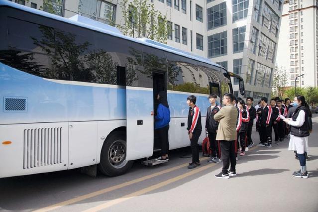 去醫(yī)院體檢已過時，移動醫(yī)療車讓體檢更便捷