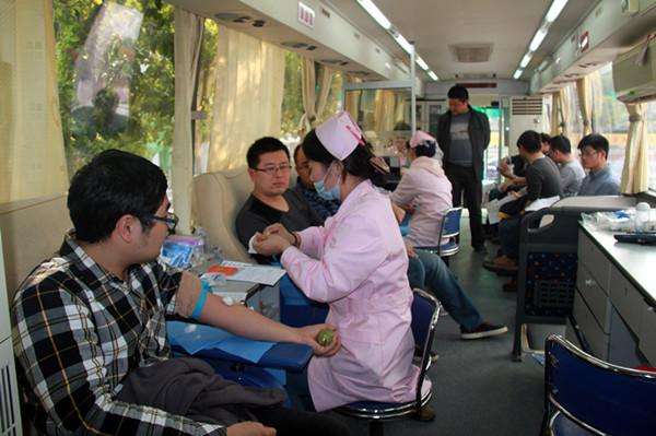 競爭惡劣，獻(xiàn)血車價(jià)格也不能成為搶奪市場的主要因素