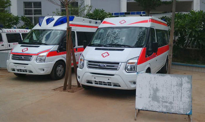 救護(hù)車(chē)進(jìn)入高校被索要停車(chē)費(fèi)是怎么回事？